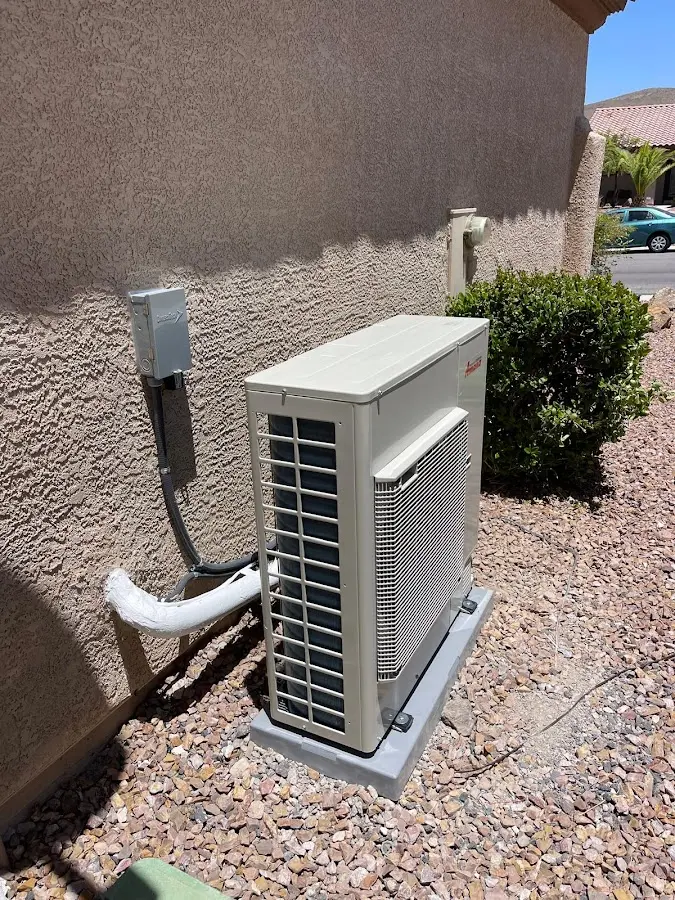 Residential air conditioning condenser unit in Syracuse